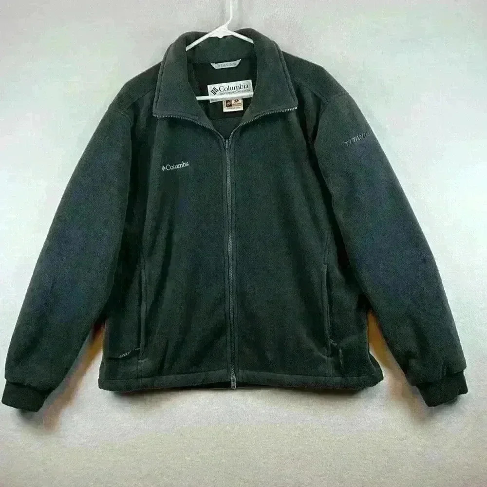 Columbia Sportswear Titanium Womenโs XL Full Zip Black Fleece Jacket